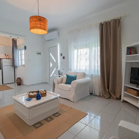 別荘 Evi Seaview By Rentalspro - Nea Potidaia Halkidiki *